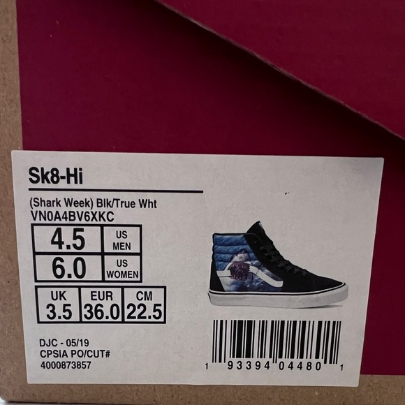 Vans - SK8-Hi Discovery Shark Week (2019) - Picture 4 of 7